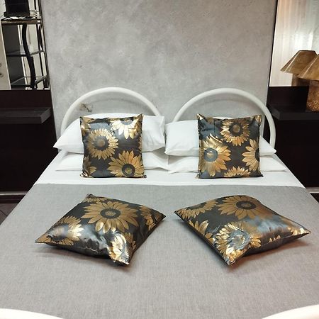 Casa Al Porto Bed & Breakfast Porto Torres Luaran gambar