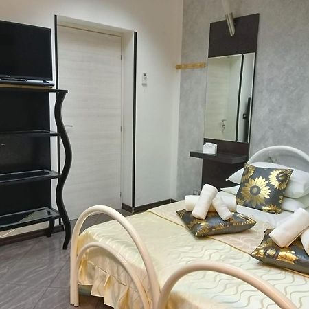 Casa Al Porto Bed & Breakfast Porto Torres Luaran gambar