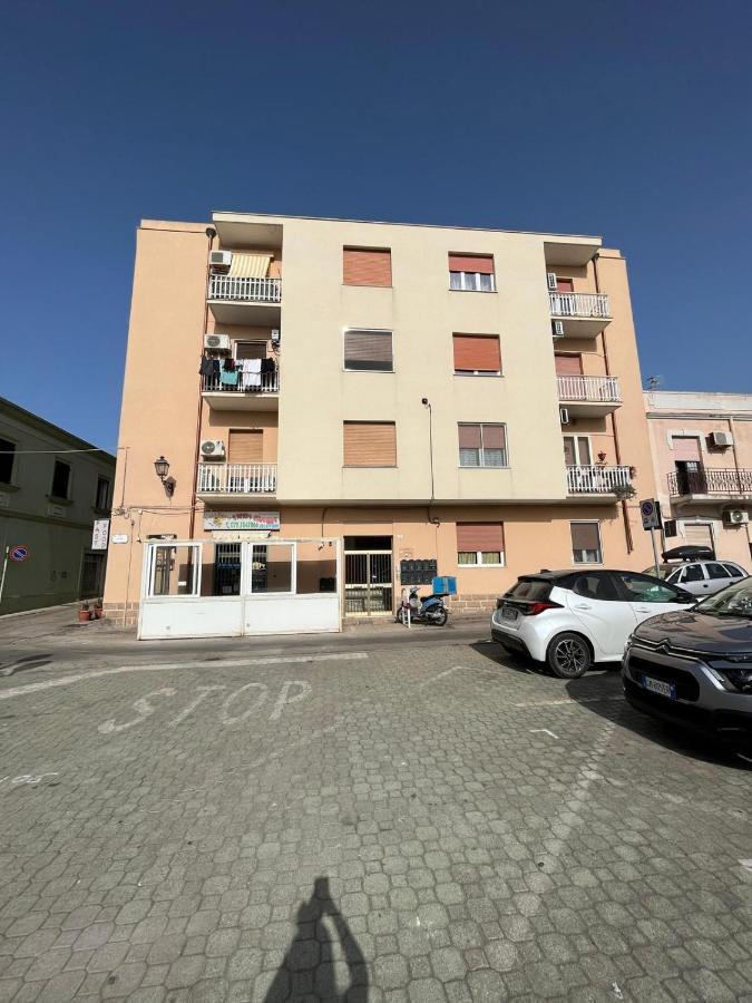 Casa Al Porto Bed & Breakfast Porto Torres Luaran gambar