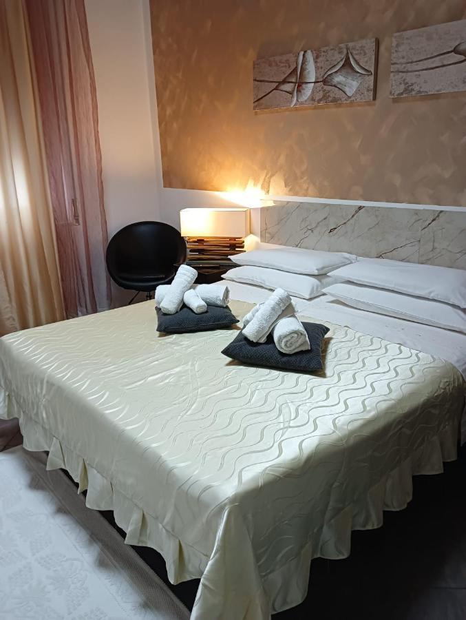 Casa Al Porto Bed & Breakfast Porto Torres Luaran gambar